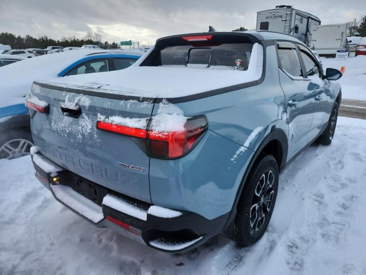 2023 Hyundai Santa Cruz Preferred AWD | Heated Wheel + Seats | Nav | Remote Start | CarPlay + Android | Rear Cam & More ! Photo