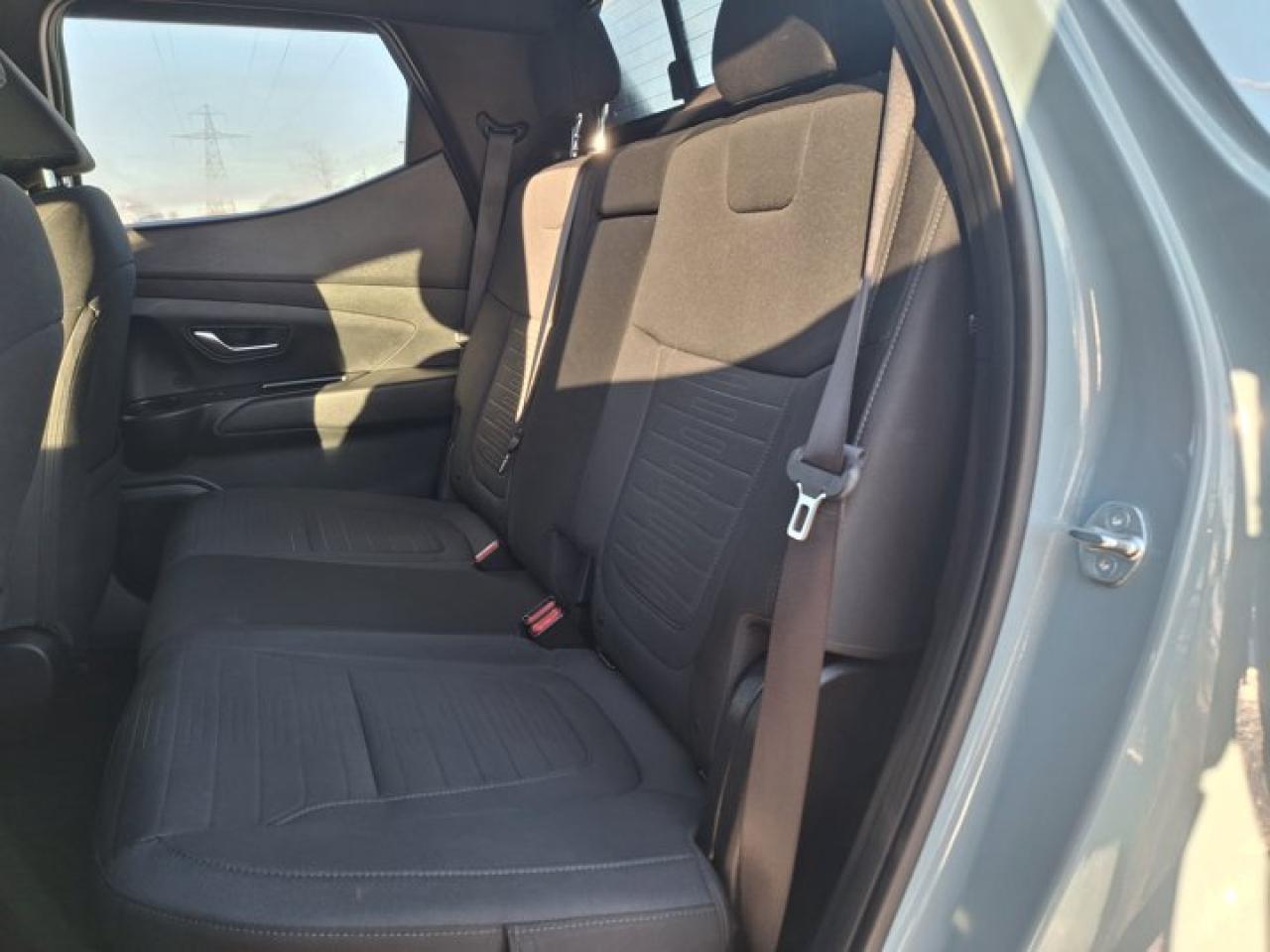 2023 Hyundai Santa Cruz Preferred AWD | Heated Wheel + Seats | Nav | Remote Start | CarPlay + Android | Rear Cam & More ! Photo