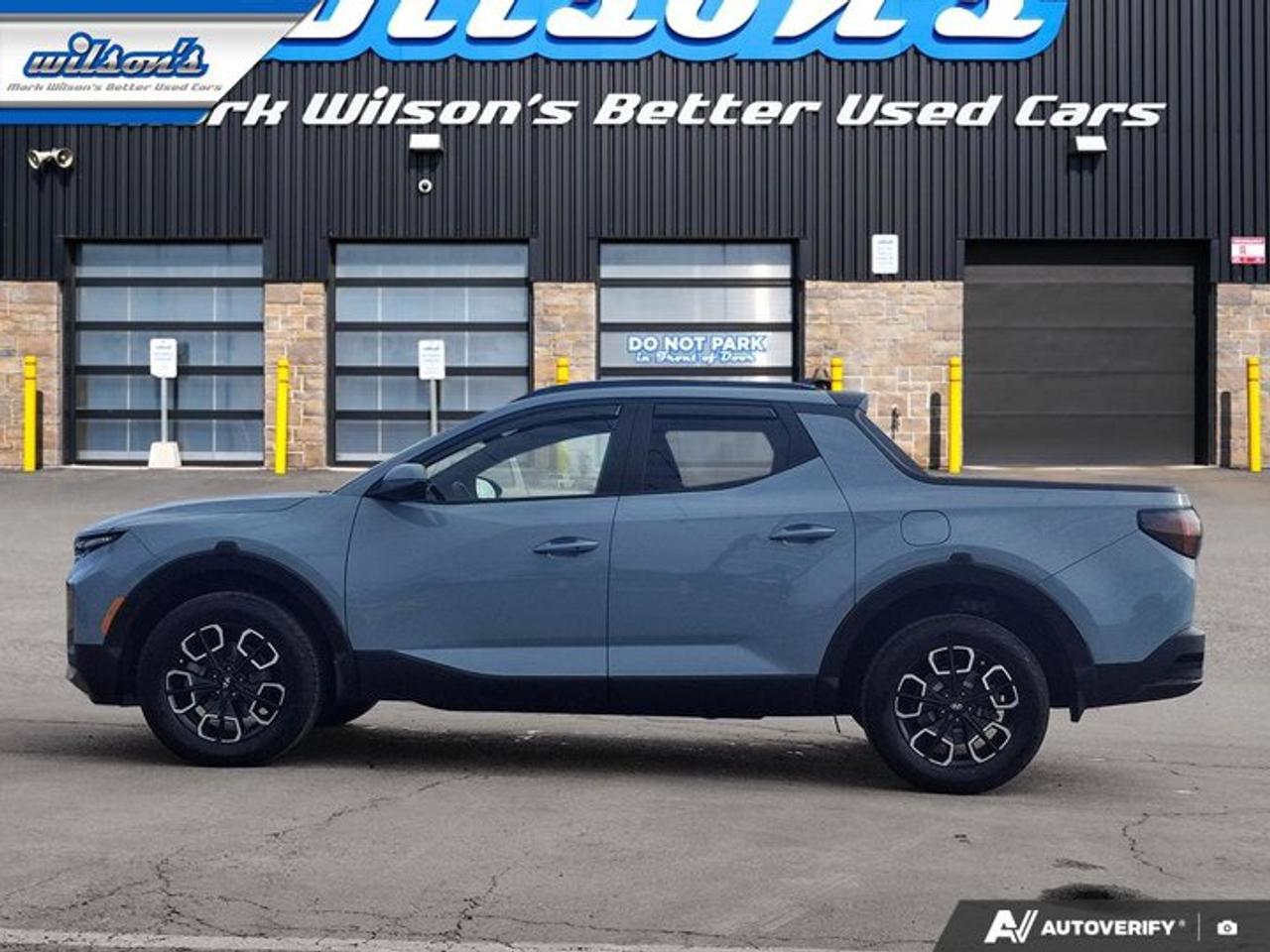 2023 Hyundai Santa Cruz Preferred AWD | Heated Wheel + Seats | Nav | Remote Start | CarPlay + Android | Rear Cam & More ! Photo