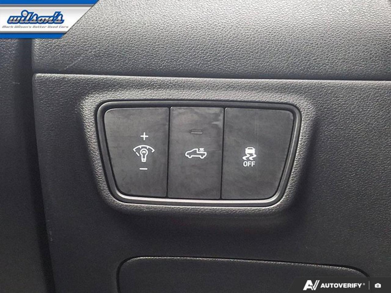 2023 Hyundai Santa Cruz Preferred AWD | Heated Wheel + Seats | Nav | Remote Start | CarPlay + Android | Rear Cam & More ! Photo