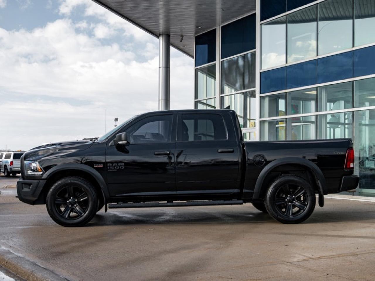 2021 RAM 1500 Classic WARLOCK Photo