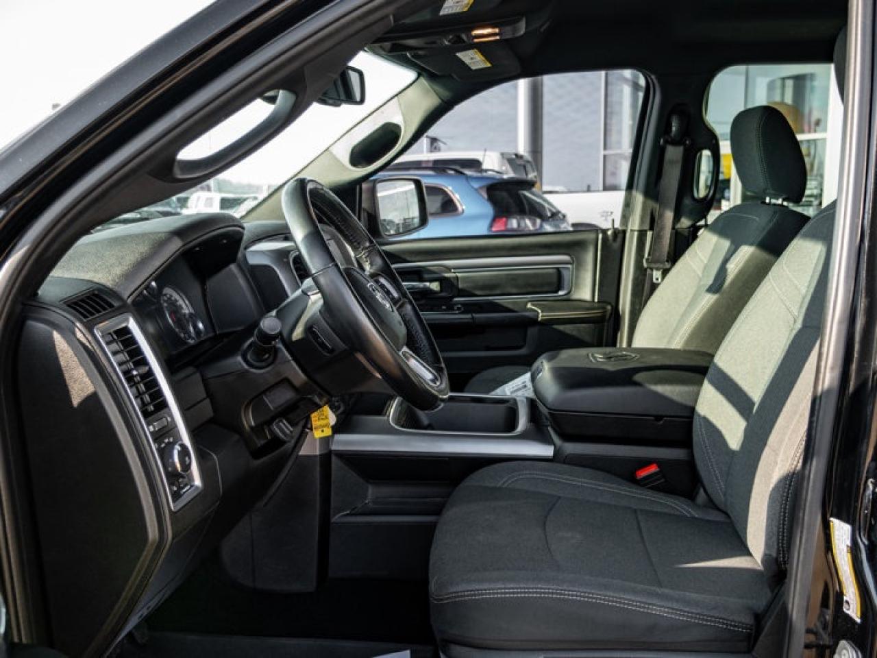 2021 RAM 1500 Classic WARLOCK Photo