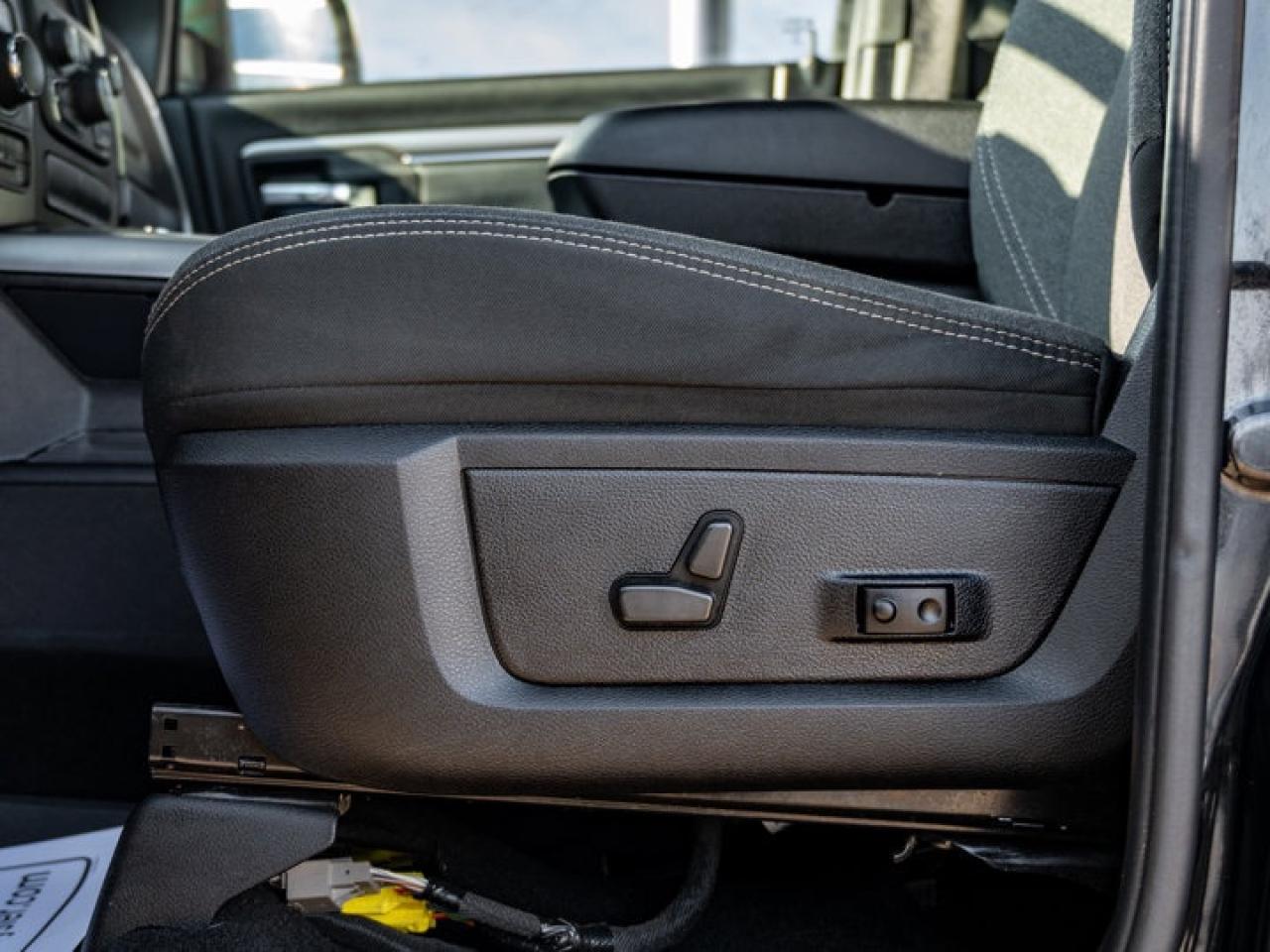 2021 RAM 1500 Classic WARLOCK Photo