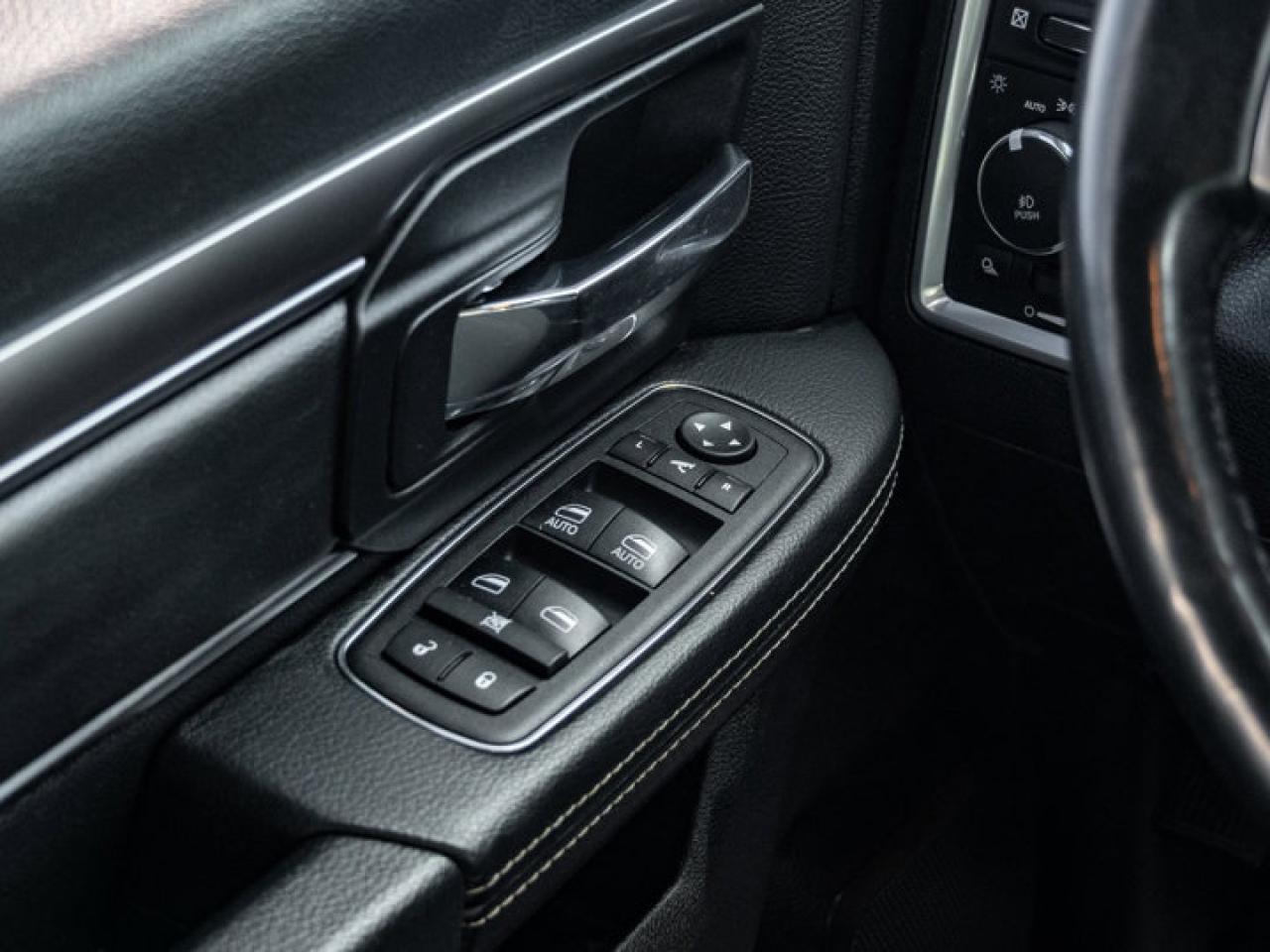 2021 RAM 1500 Classic WARLOCK Photo