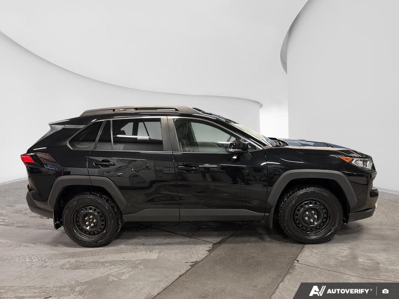 2019 Toyota RAV4 AWD TRAIL  - SofTex Seats -  Cooled Seats Photo2