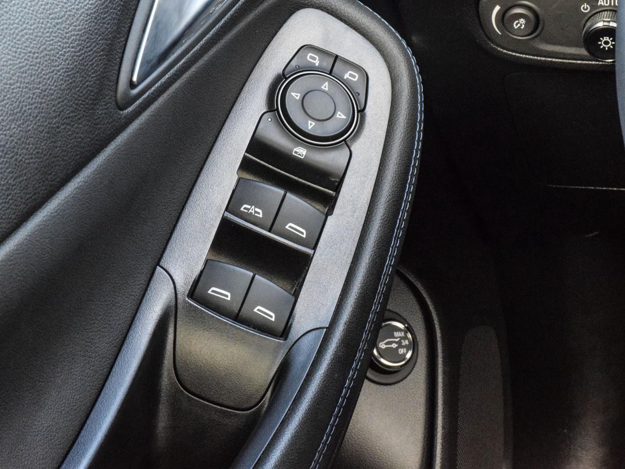 2025 Buick Encore GX Sport Touring AWD Photo