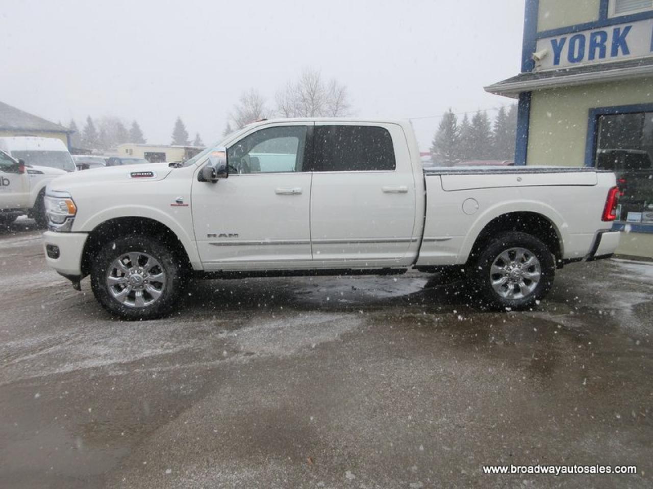 2023 RAM 2500 3/4-TON LIMITED-EDITION 5 PASSENGER 6.7L - CUMMINS.. 4X4..CREW-CAB.. 6.6-BOX.. NAVIGATION.. POWER SUNROOF.. LEATHER.. HEATED SEATS & WHEEL.. Photo2