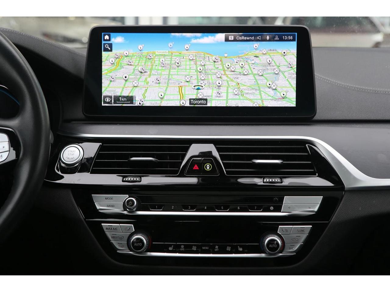 2023 BMW 530xi 530xe Plug-In-Hybrid Photo