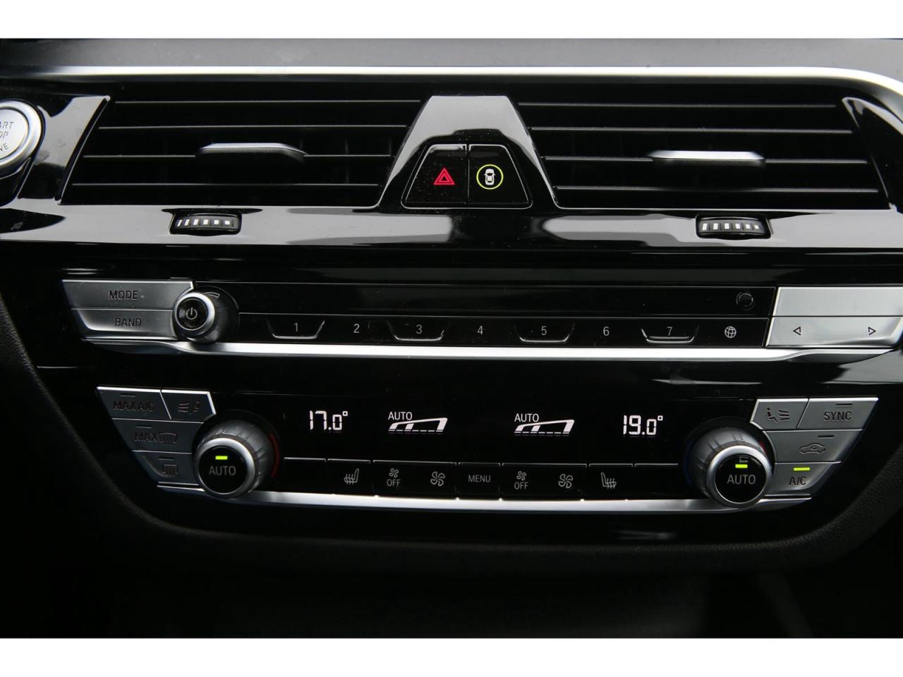 2023 BMW 530xi 530xe Plug-In-Hybrid Photo