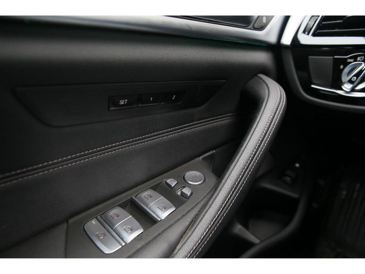 2023 BMW 530xi 530xe Plug-In-Hybrid Photo