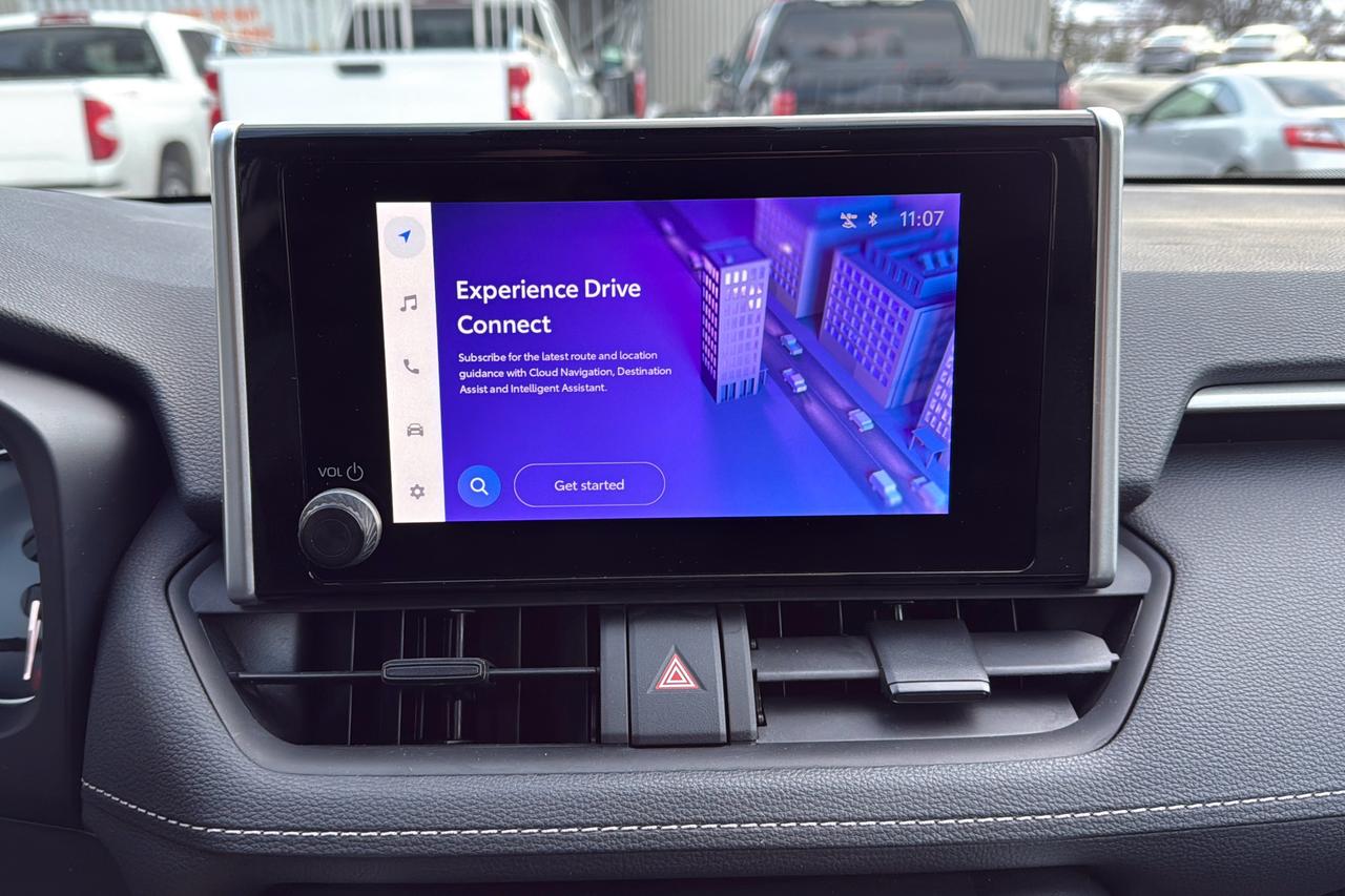 2024 Toyota RAV4 LE Photo