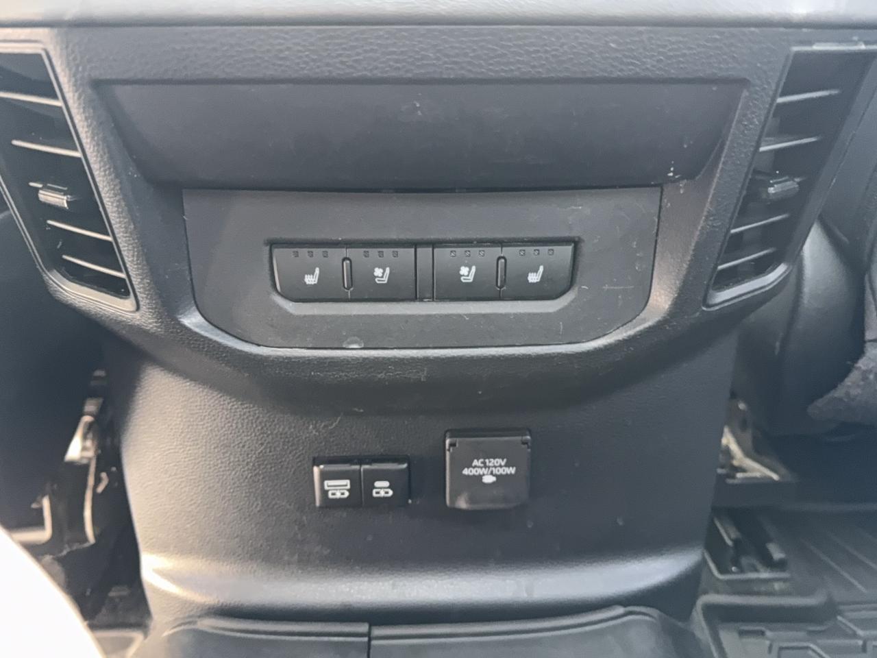 2023 Toyota Tundra Platinum Photo