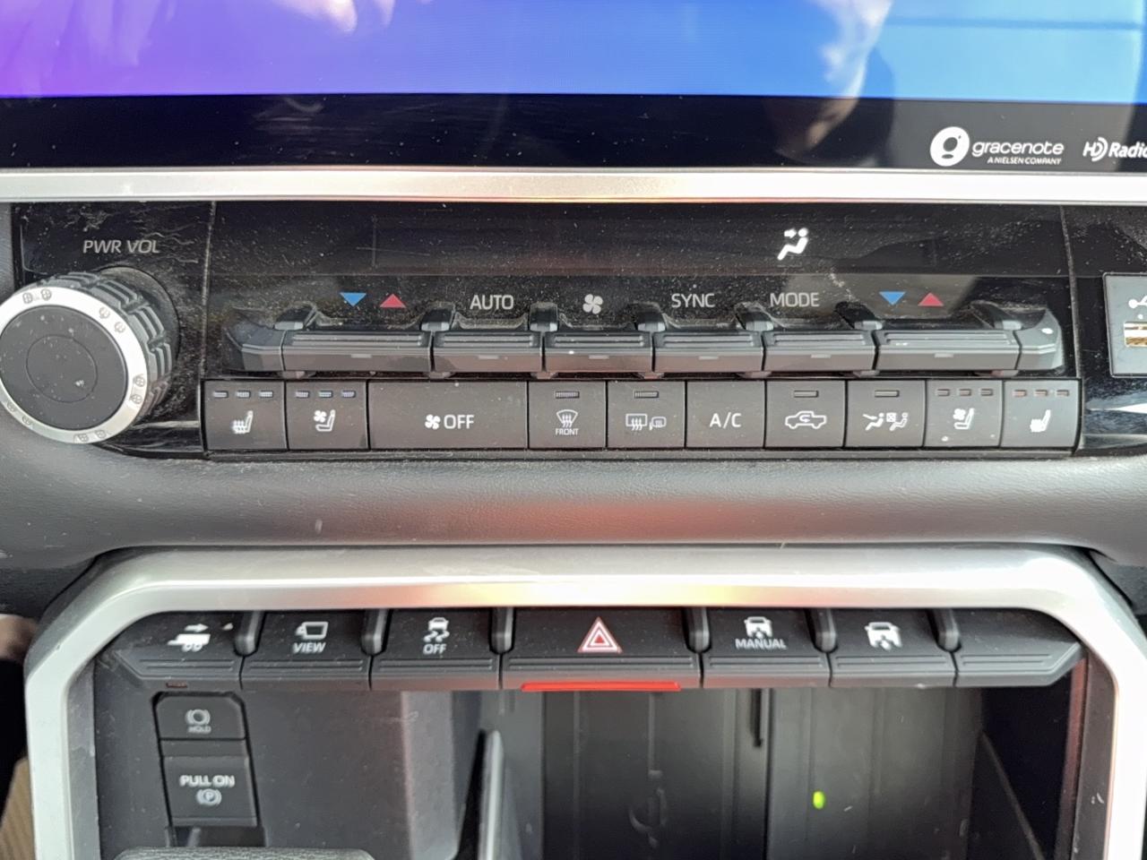 2023 Toyota Tundra Platinum Photo