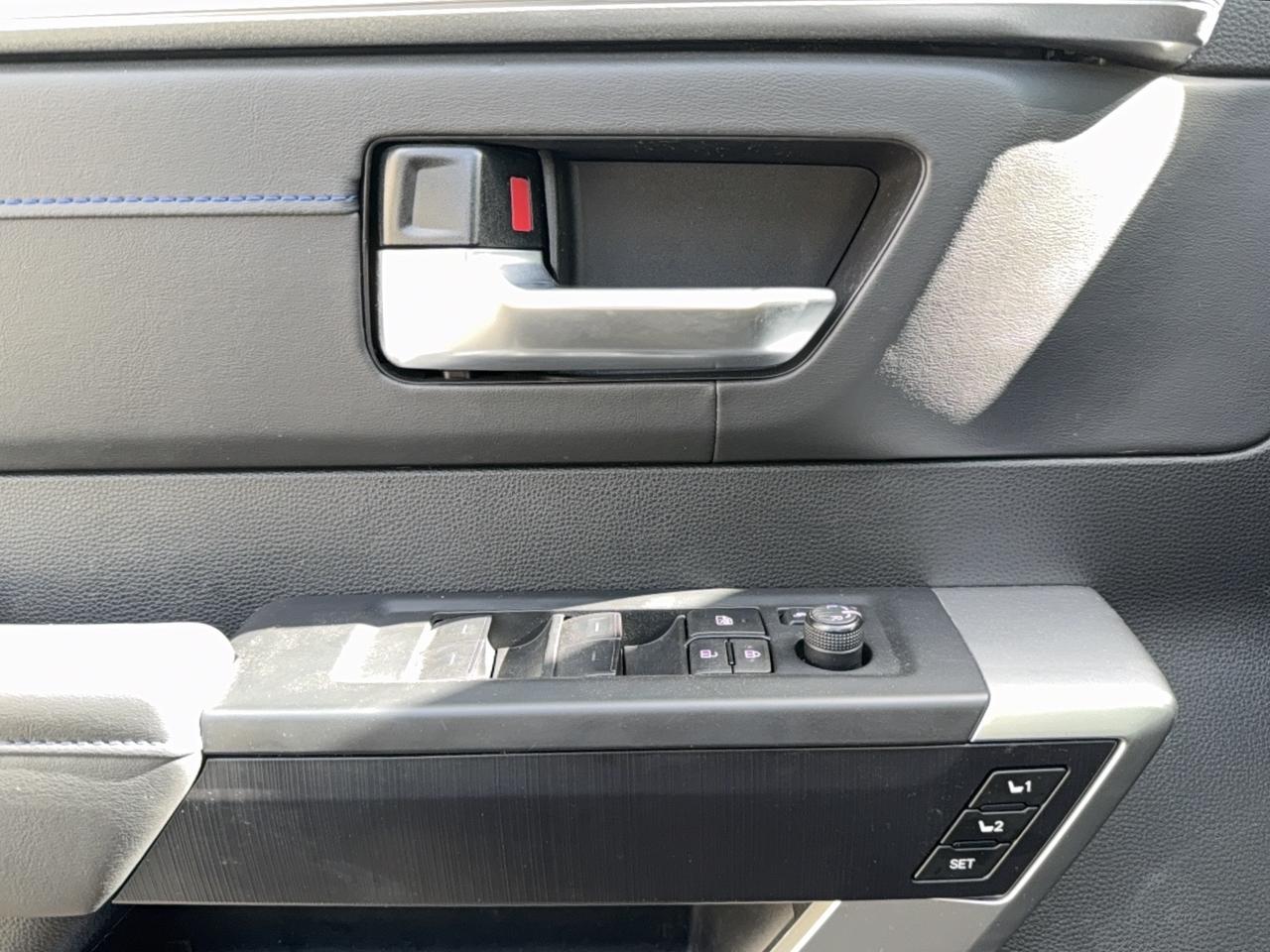 2023 Toyota Tundra Platinum Photo