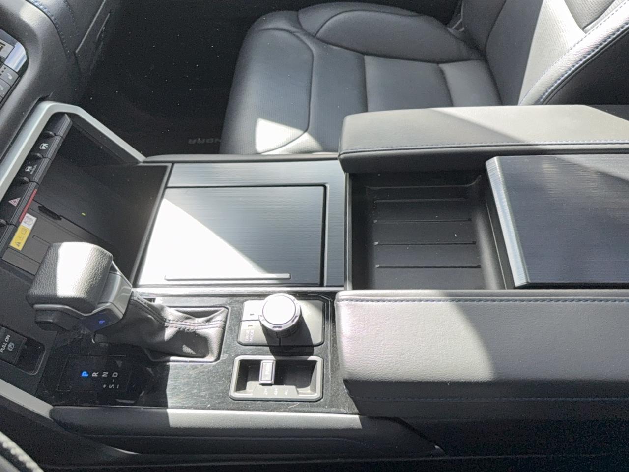 2023 Toyota Tundra Platinum Photo