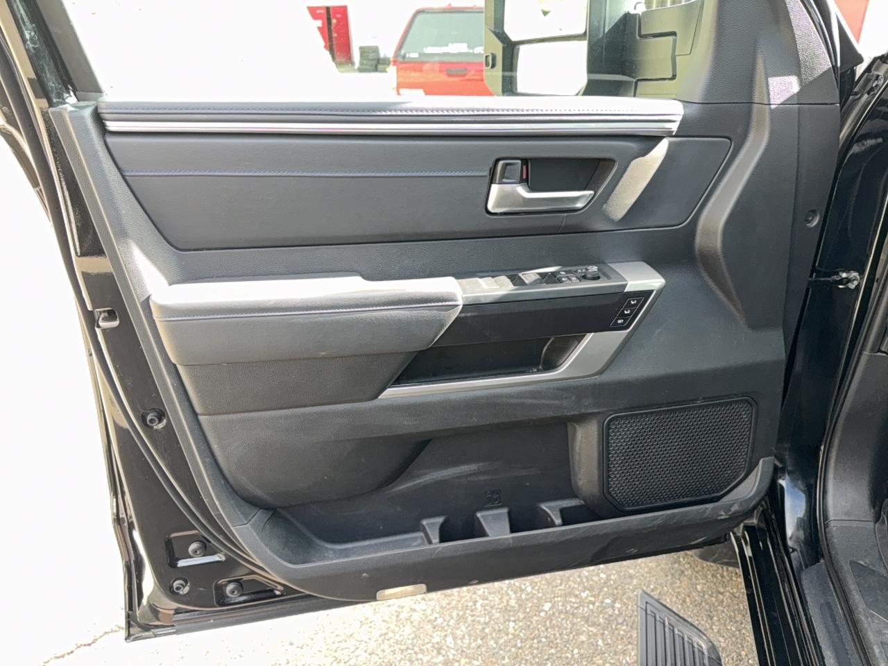 2023 Toyota Tundra Platinum Photo