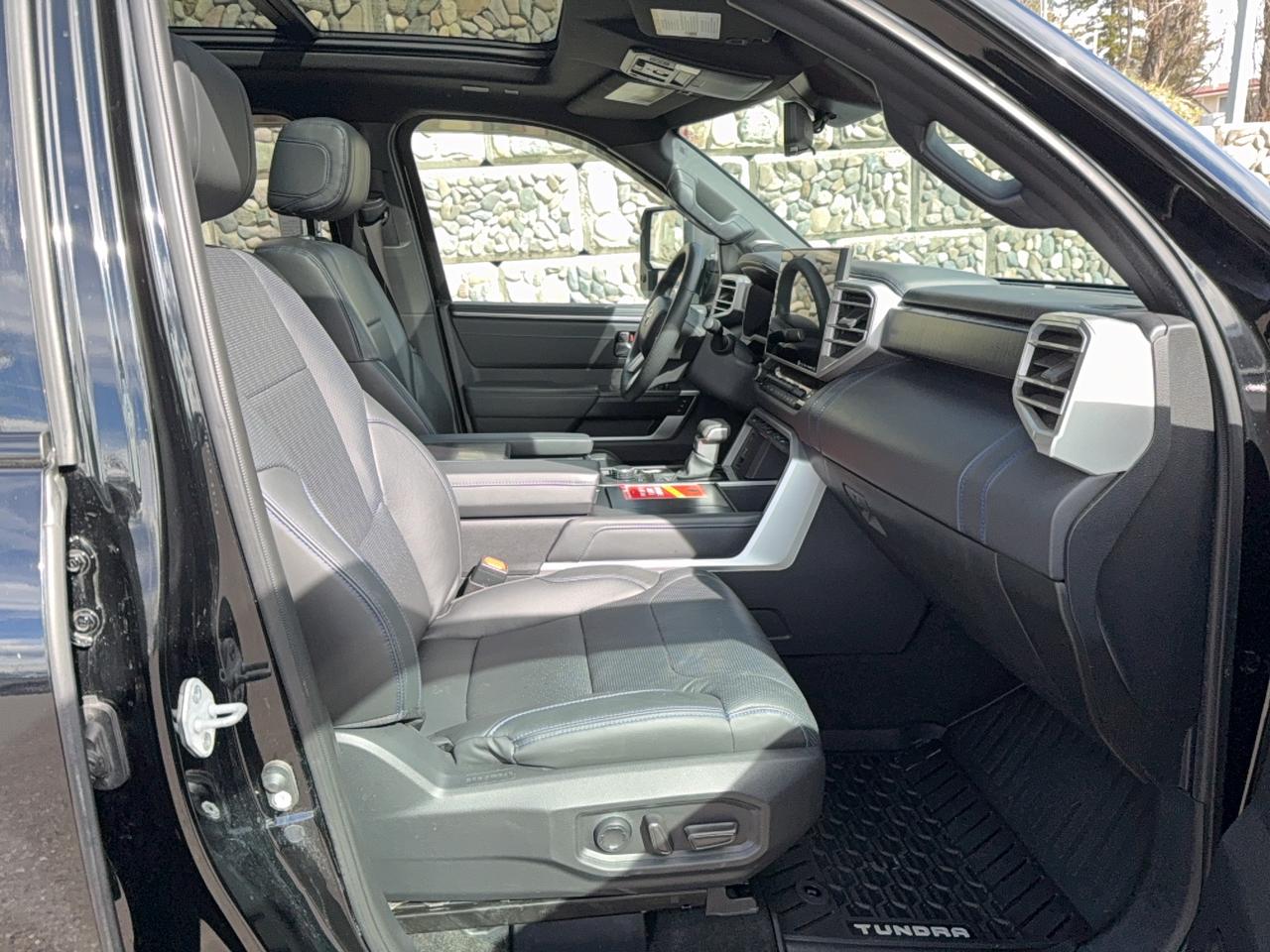 2023 Toyota Tundra Platinum Photo