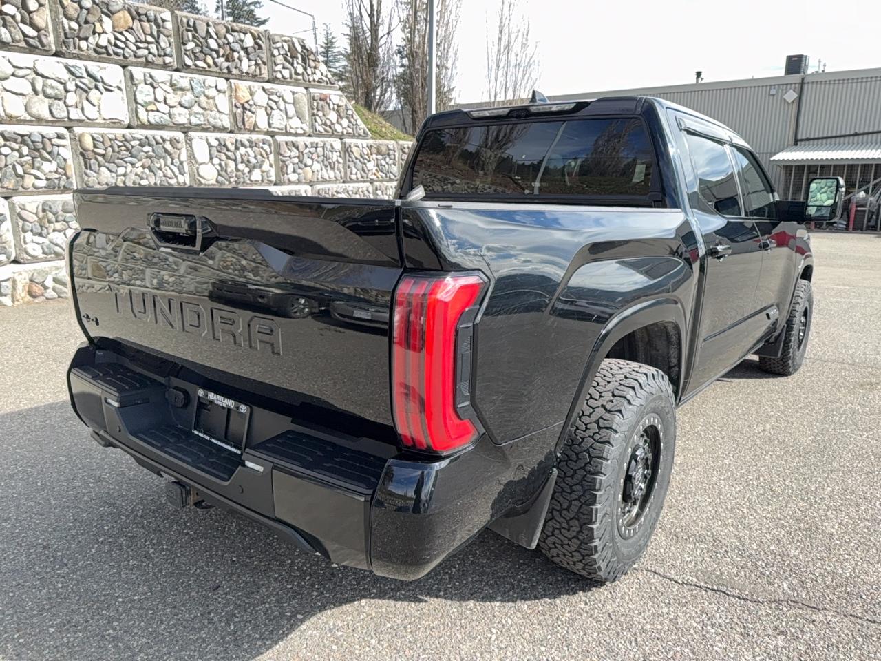 2023 Toyota Tundra Platinum Photo