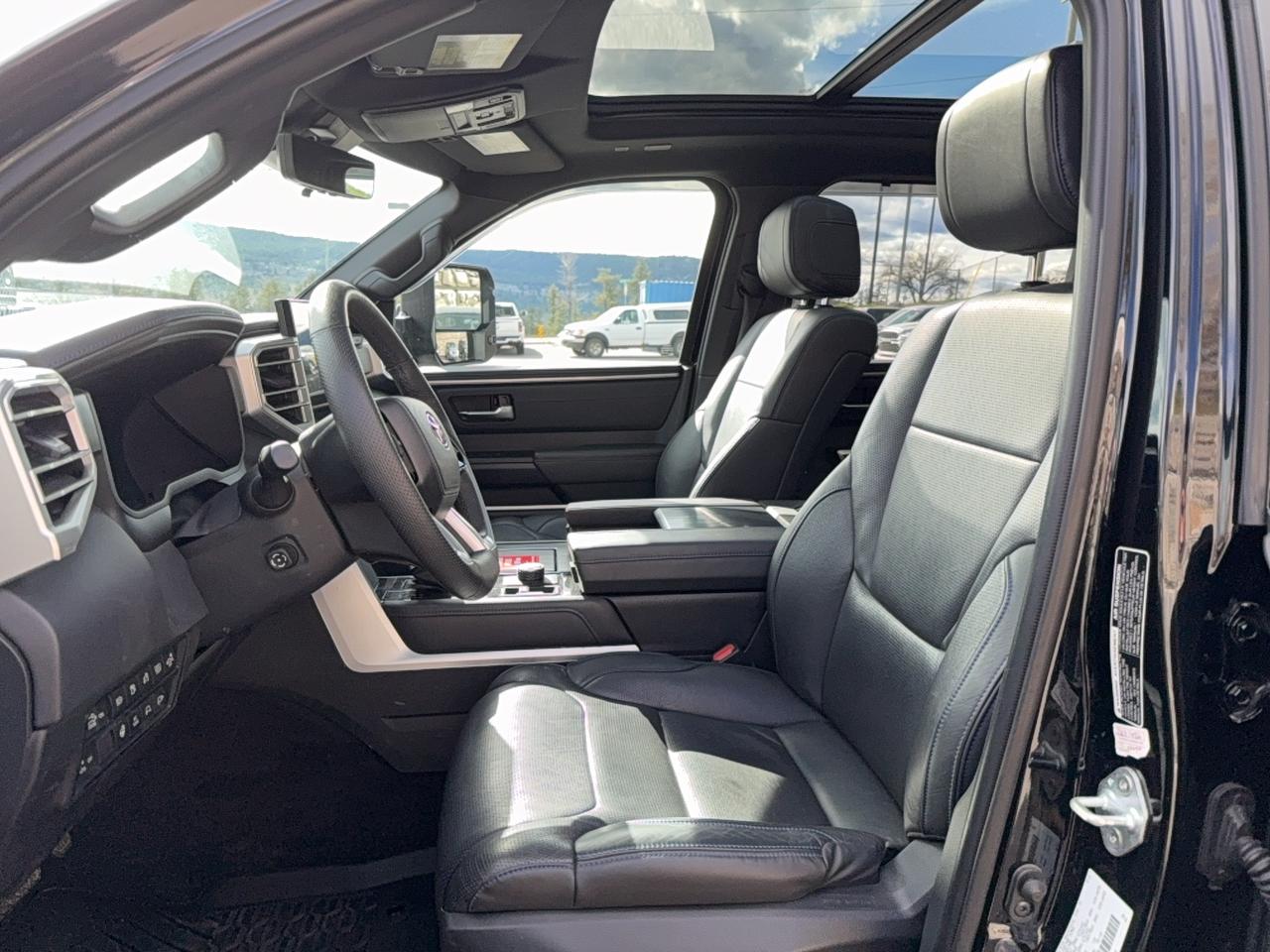 2023 Toyota Tundra Platinum Photo