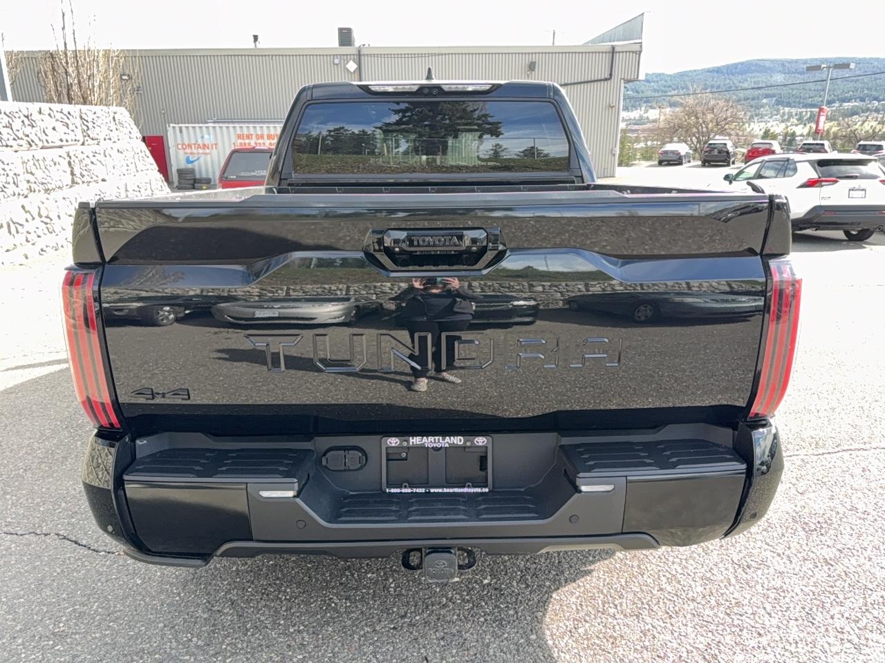 2023 Toyota Tundra Platinum Photo