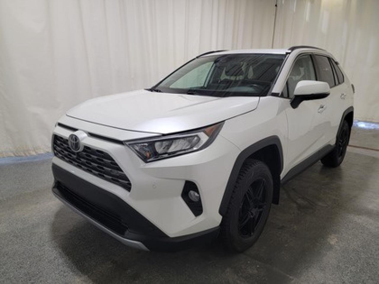 After this vehicle came in on trade, we had our fully certified Pre-Owned Ford mechanic perform a mechanical inspection. This vehicle passed the certification with flying colors. After the mechanical inspection and work was finished, we did a complete detail including sterilization and carpet shampoo.

Bennett Dunlop Ford has been located at 770 Broad St, in the heart of Regina for over 40 years! Our 4.6-star Google review (Well over 4,100 reviews) is the result of our commitment to providing the fastest, easiest and most fun customer experience possible. Our customers tell us that they love that we don't charge any admin or documentation fees!