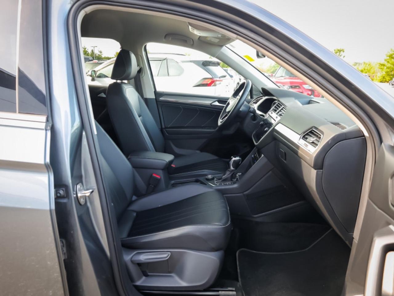 2024 Volkswagen Tiguan Comfortline  - Power Liftgate Photo