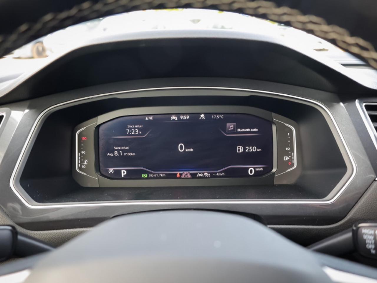 2024 Volkswagen Tiguan Comfortline  - Power Liftgate Photo