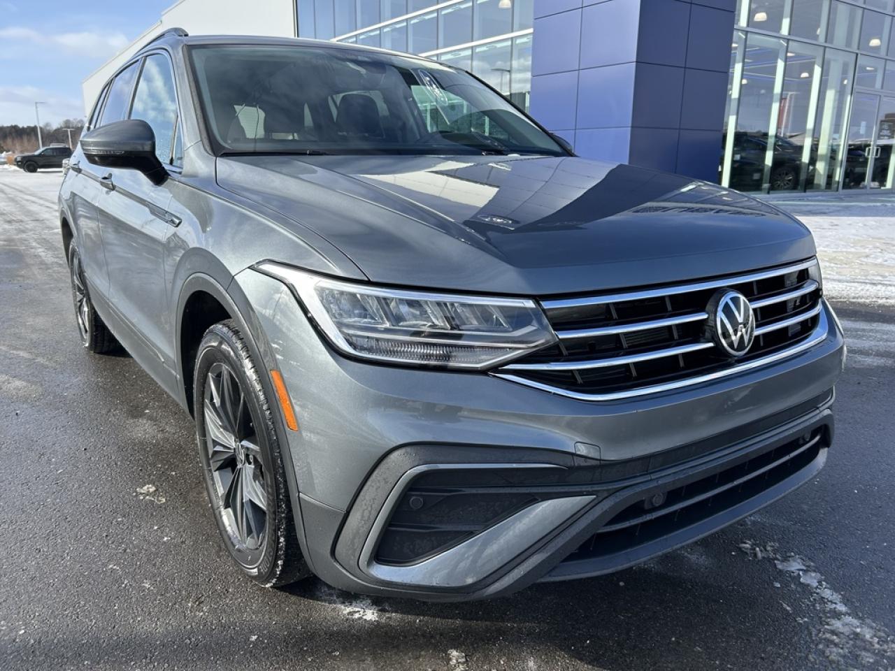 2024 Volkswagen Tiguan Comfortline  - Power Liftgate Photo