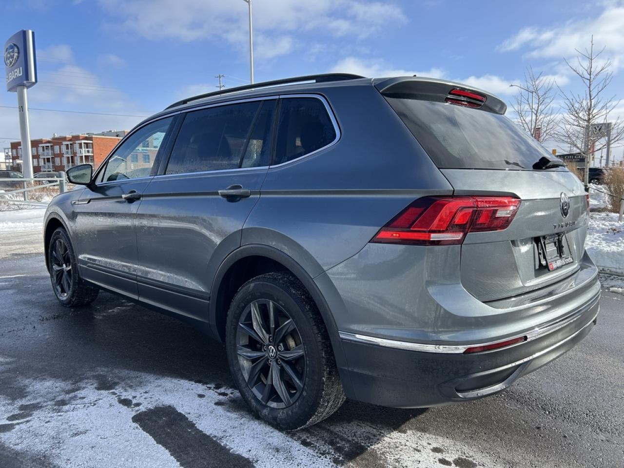 2024 Volkswagen Tiguan Comfortline  - Power Liftgate Photo