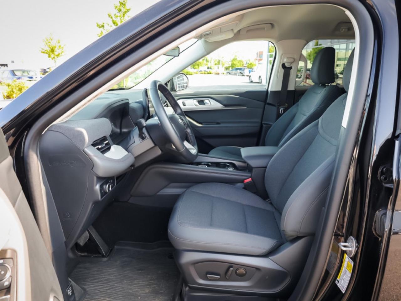 2025 Ford Explorer Active  - Heated Seats Photo