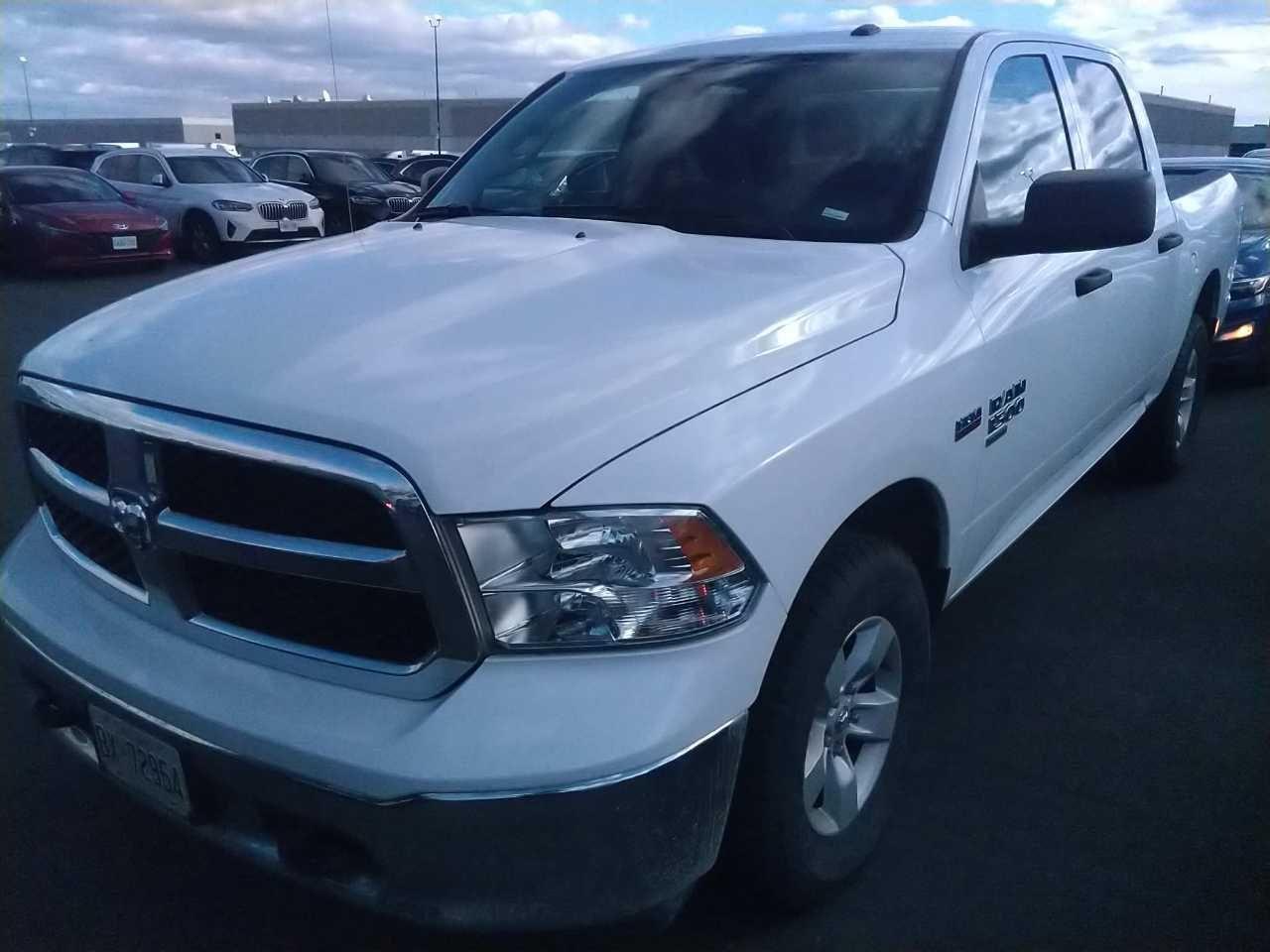 2023 RAM 1500 Classic SLT Photo0