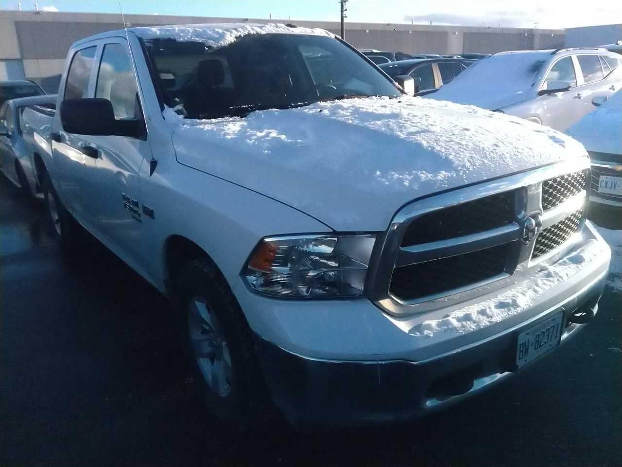2023 RAM 1500 Classic SLT Photo3