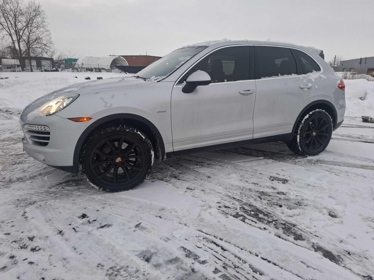 2013 Porsche Cayenne AWD 4DR DIESEL Photo