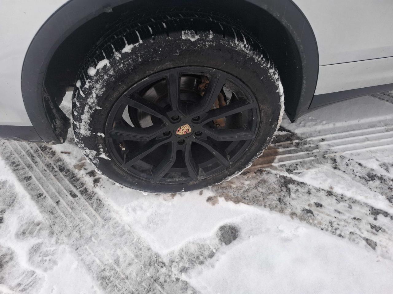 2013 Porsche Cayenne AWD 4DR DIESEL Photo