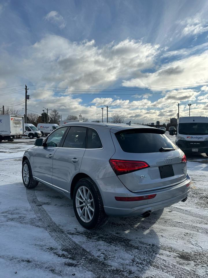 2017 Audi Q5 2.0T Technik Photo
