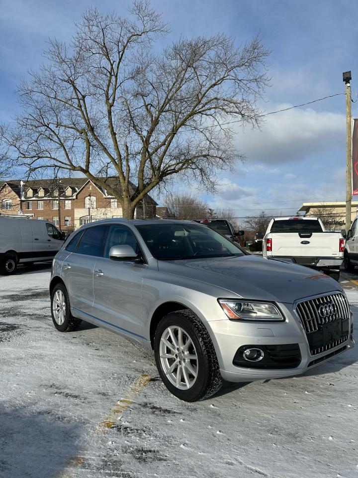 2017 Audi Q5 2.0T Technik Photo