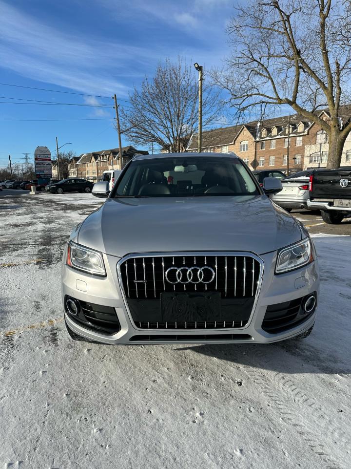 2017 Audi Q5 2.0T Technik Photo