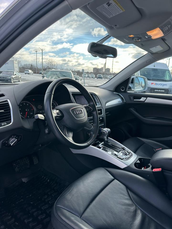 2017 Audi Q5 2.0T Technik - Photo #9