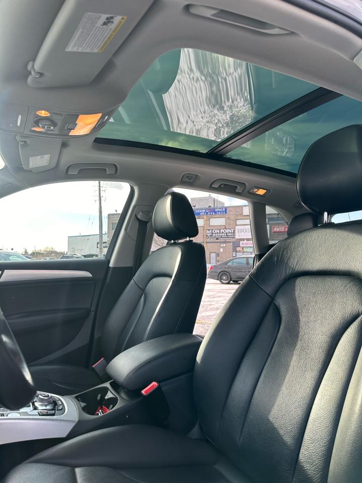 2017 Audi Q5 2.0T Technik Photo