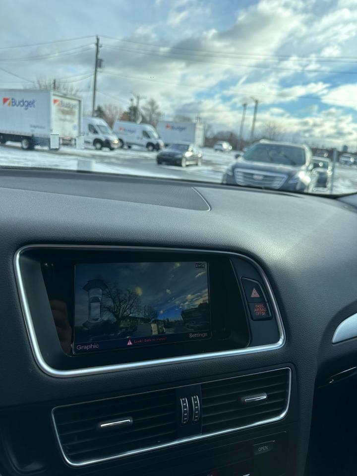 2017 Audi Q5 2.0T Technik Photo