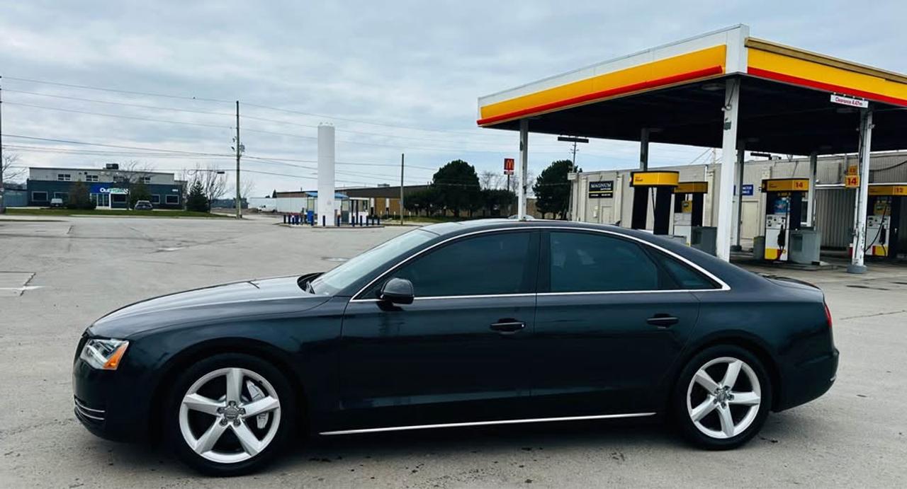 2011 Audi A8 Quattro Premium Photo