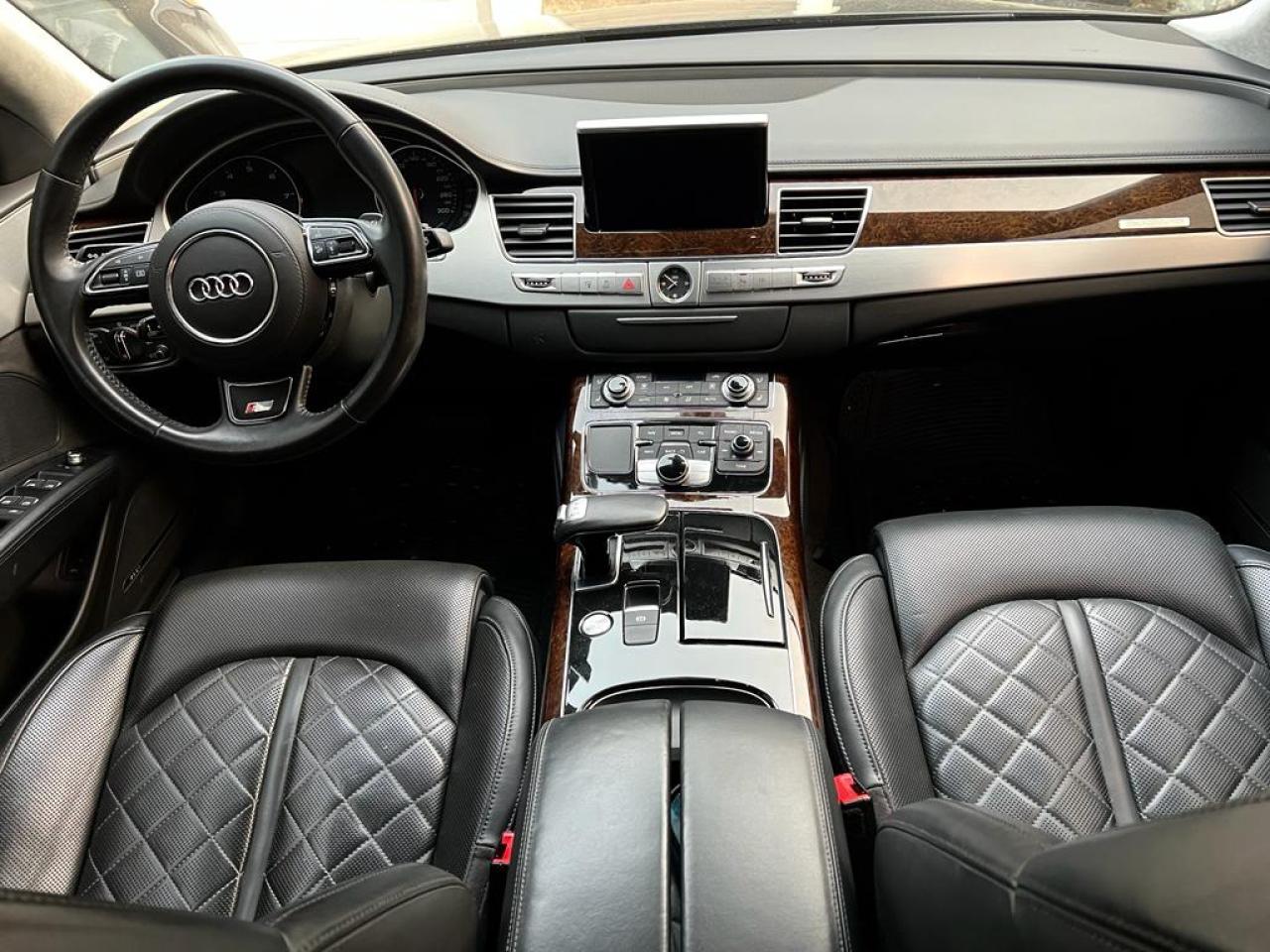 2011 Audi A8 Quattro Premium Photo