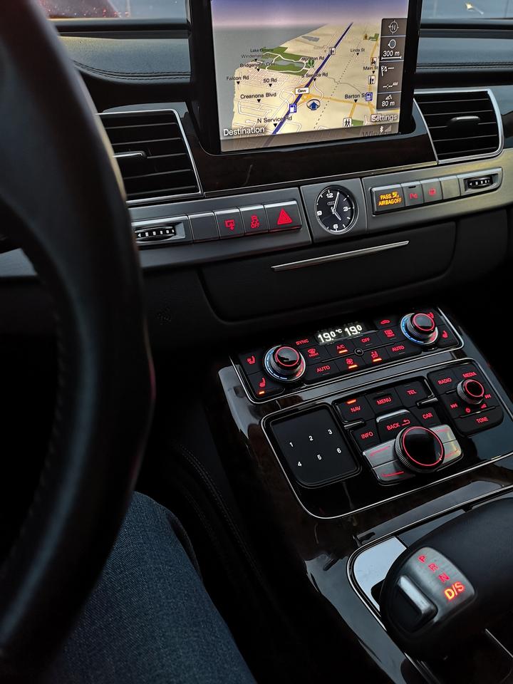 2011 Audi A8 Quattro Premium Photo