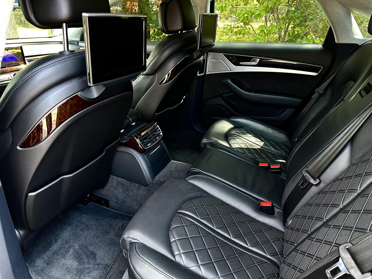 2011 Audi A8 Quattro Premium Photo