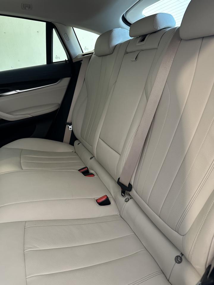 2016 BMW X6 xDrive 35i TwinPower Turbo Photo