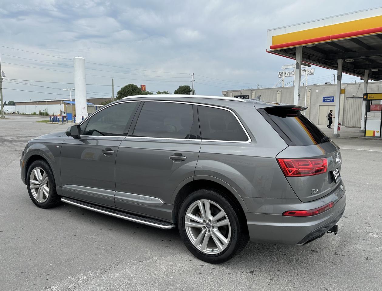 2017 Audi Q7 Progressiv S-Line Photo