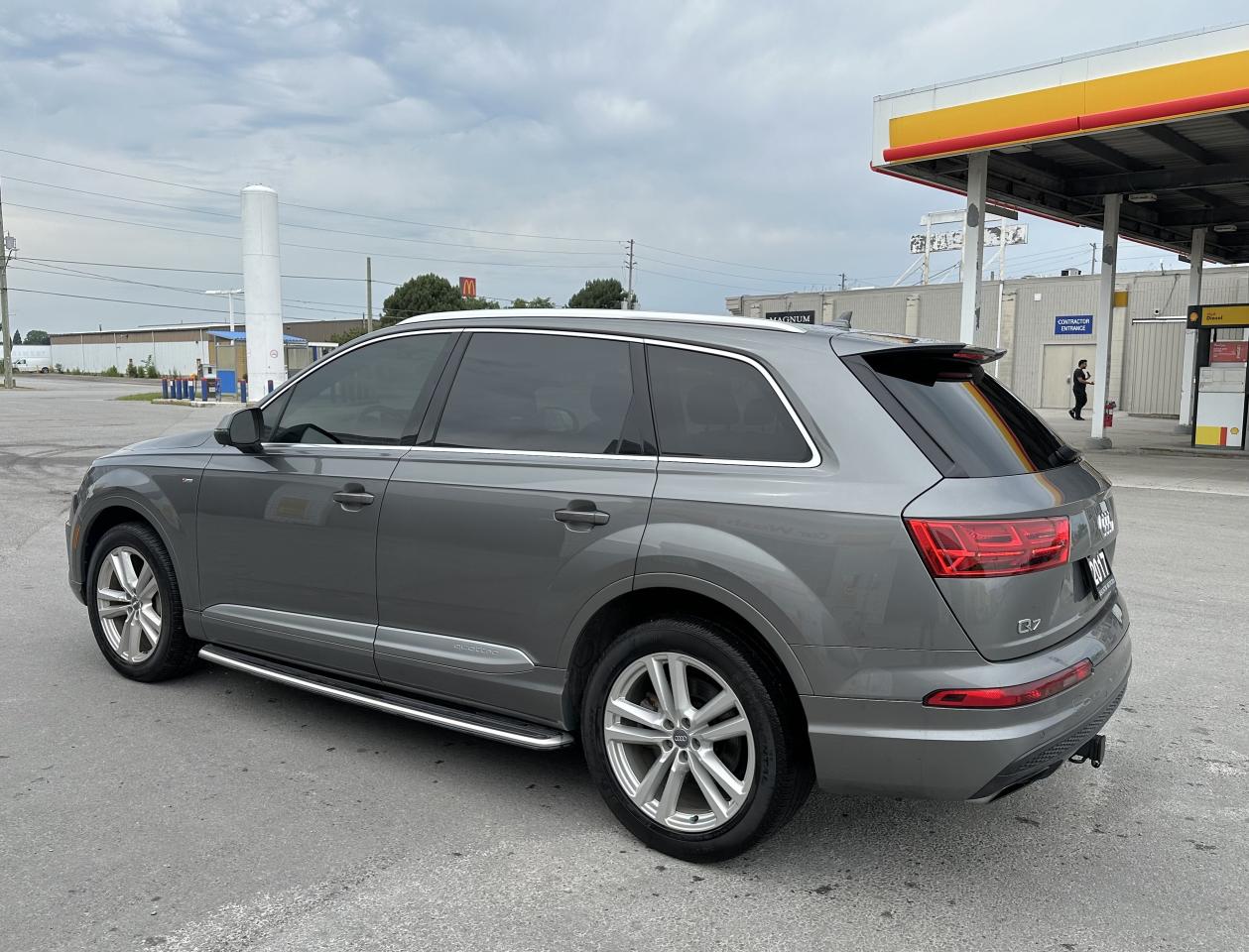 2017 Audi Q7 Progressiv S-Line Photo