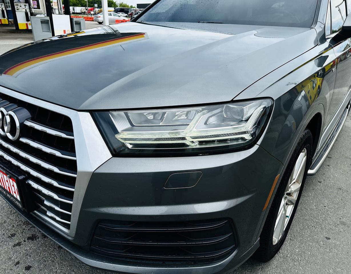2017 Audi Q7 Progressiv S-Line Photo