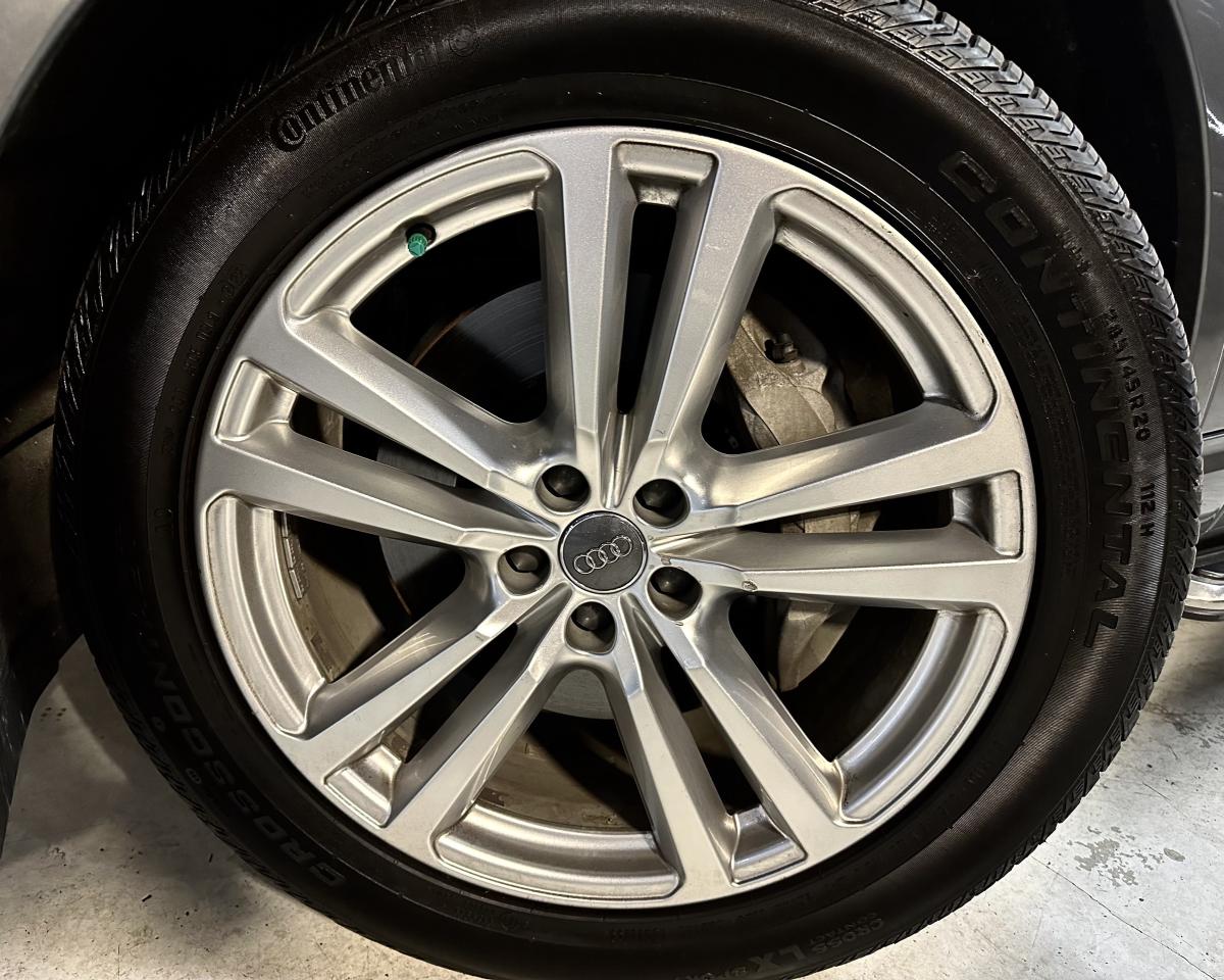 2017 Audi Q7 Progressiv S-Line Photo