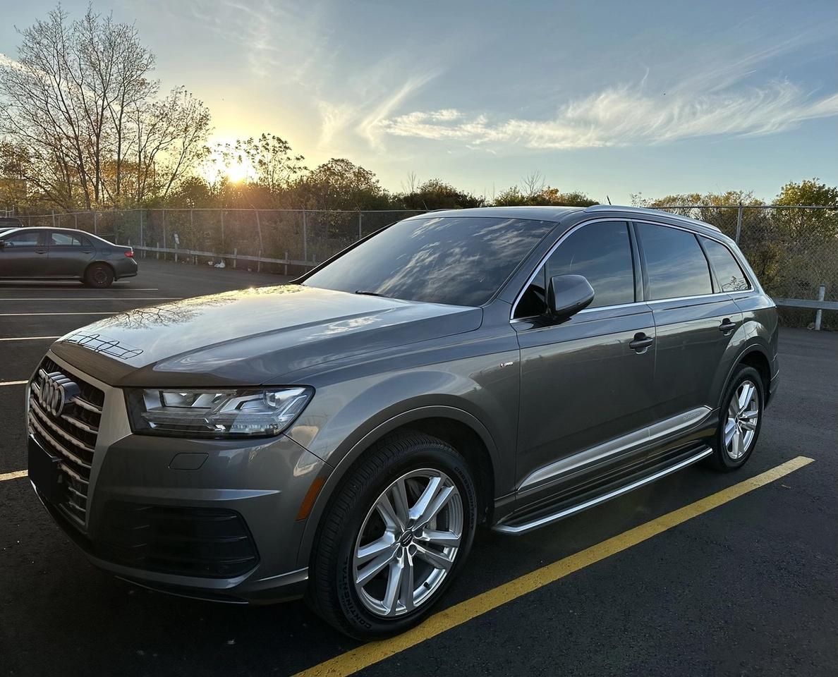 2017 Audi Q7 Progressiv S-Line Photo